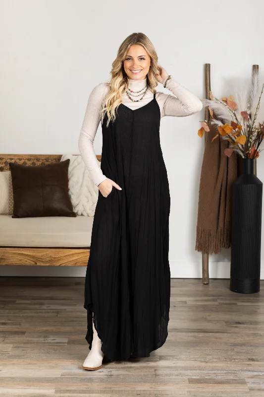 Black Woven Crinkle Maxi Dress