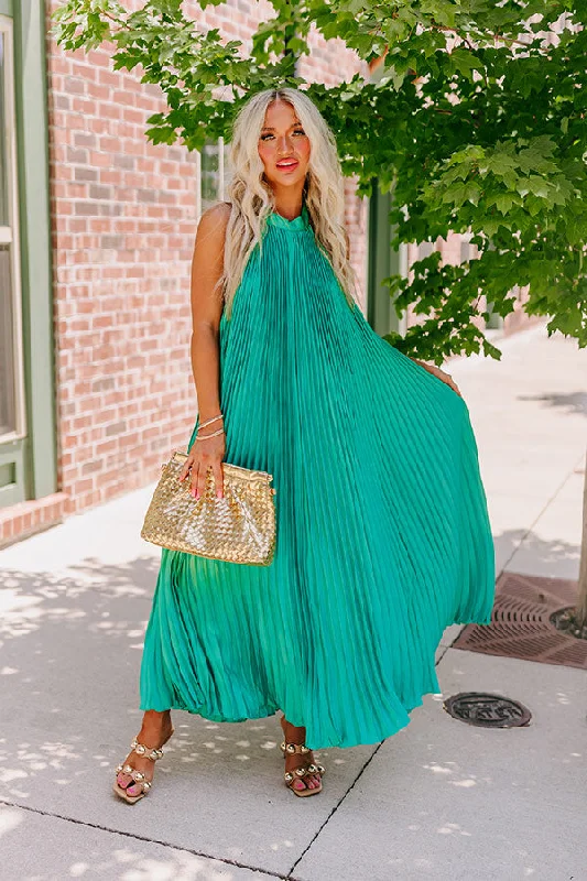 Forever Stunning Pleated Maxi In Kelly Green